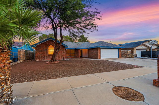 11316 WARBONNET Drive, El Paso, TX 79936