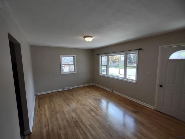 3616 BROOKSIDE DR, Rapid City, SD 57702