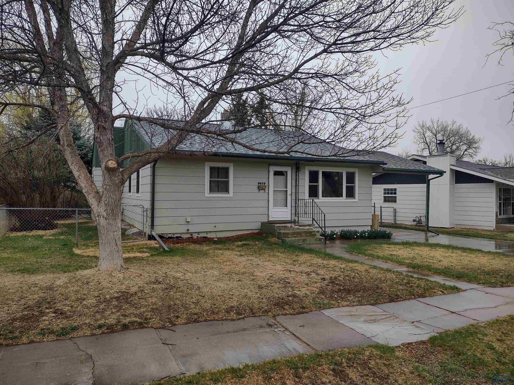 3616 BROOKSIDE DR, Rapid City, SD 57702