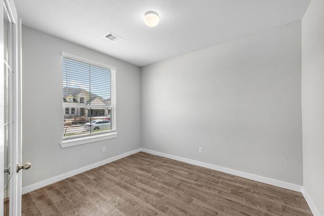 65 Shining Point Drive, Waller, TX 77484