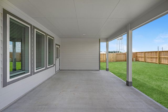 65 Shining Point Drive, Waller, TX 77484