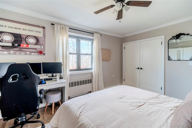 57-69 246th Crescent A3, Douglaston, NY 11362