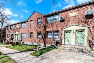 57-69 246th Crescent A3, Douglaston, NY 11362