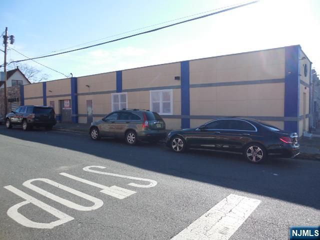 207 15th Street, Paterson, NJ 07524