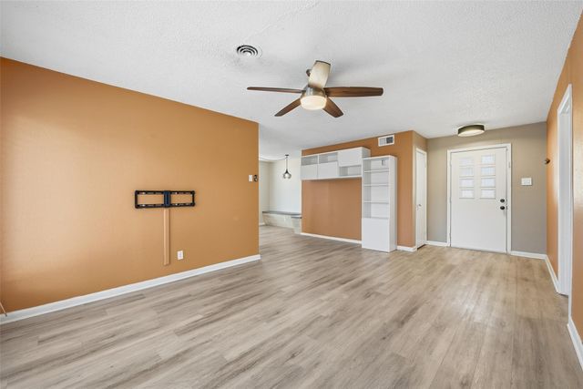 5408 Waltham Avenue, Fort Worth, TX 76133