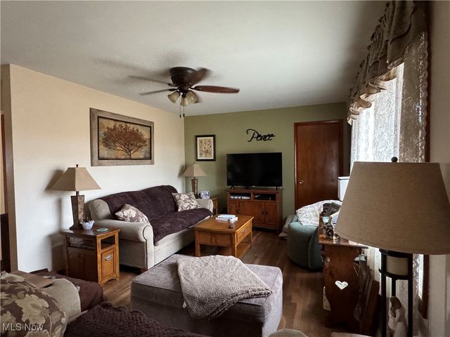 70170 Sunset Heights, Bridgeport, OH 43912