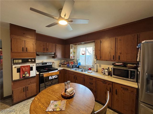 70170 Sunset Heights, Bridgeport, OH 43912