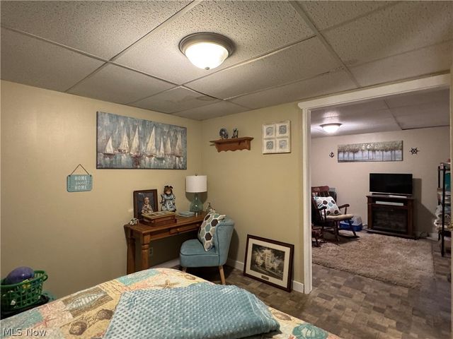 70170 Sunset Heights, Bridgeport, OH 43912