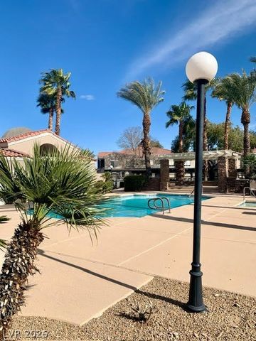 10245 South Maryland Parkway 162, Las Vegas, NV 89183