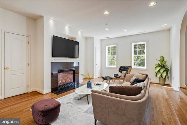 10811 ELECTRIC AVE, Glenn Dale, MD 20769