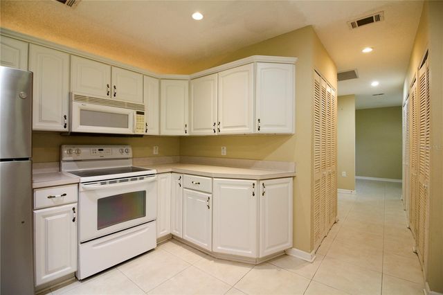 1311 GLENVIEW LANE, Lakeland, FL 33813