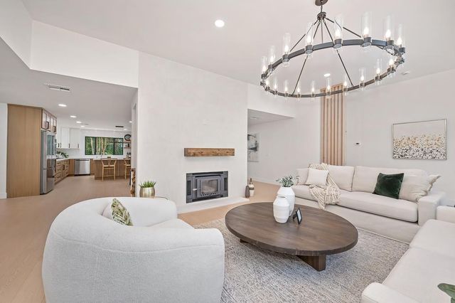 2021 Katherine Pl, Roseville, CA 95678