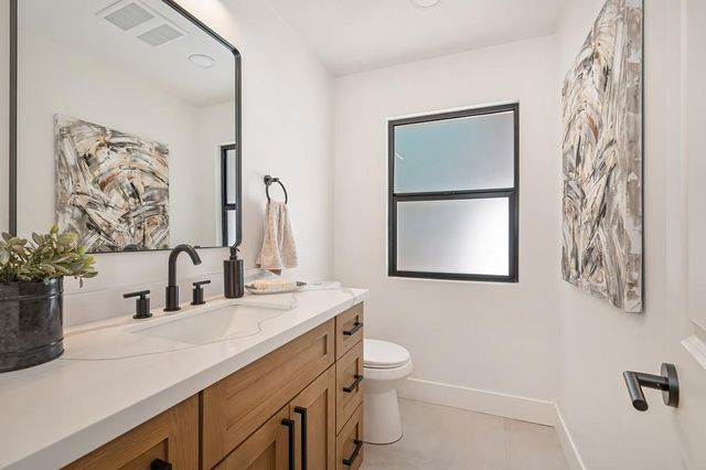 2021 Katherine Pl, Roseville, CA 95678