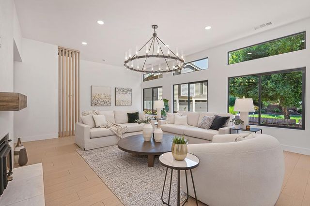 2021 Katherine Pl, Roseville, CA 95678