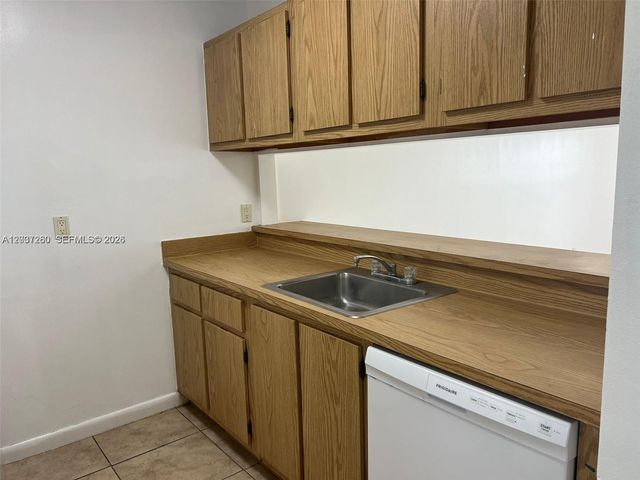 8610 N Sherman Cir 504, Miramar, FL 33025