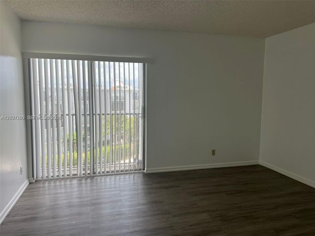 8610 N Sherman Cir 504, Miramar, FL 33025