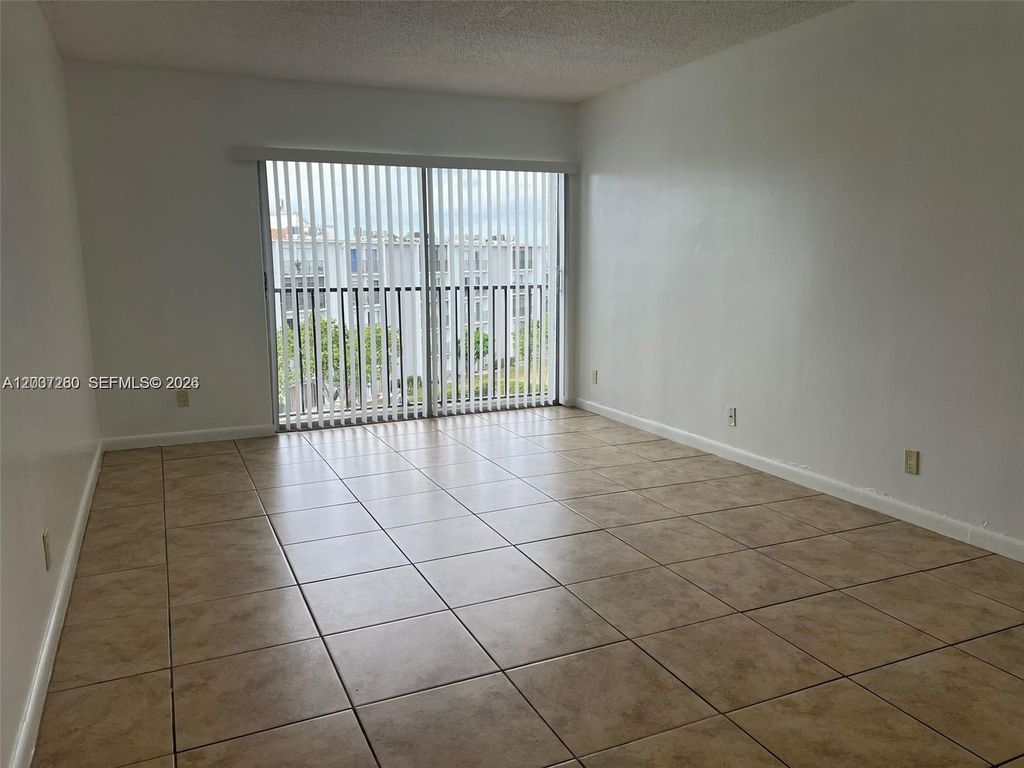 8610 N Sherman Cir 504, Miramar, FL 33025