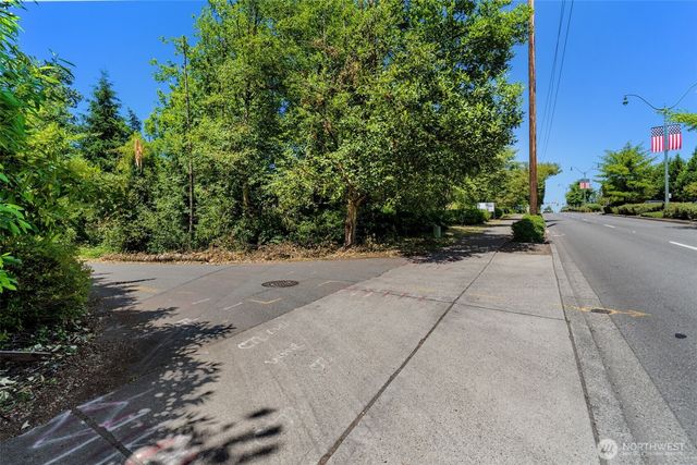 22783 SE 18th Street, Sammamish, WA 98075