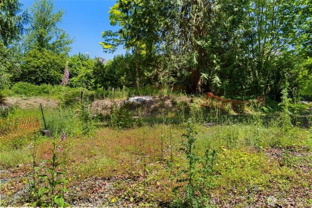 22783 SE 18th Street, Sammamish, WA 98075