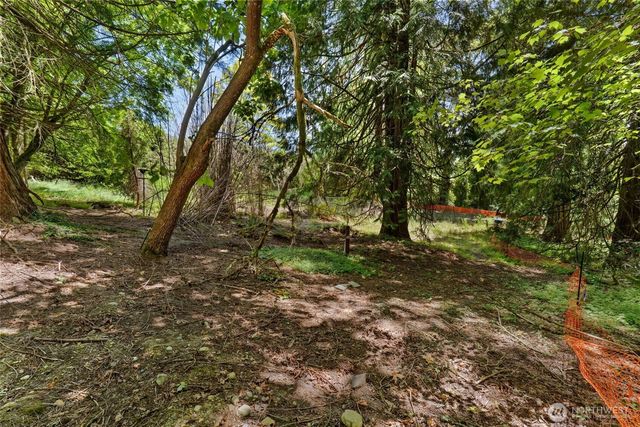22783 SE 18th Street, Sammamish, WA 98075