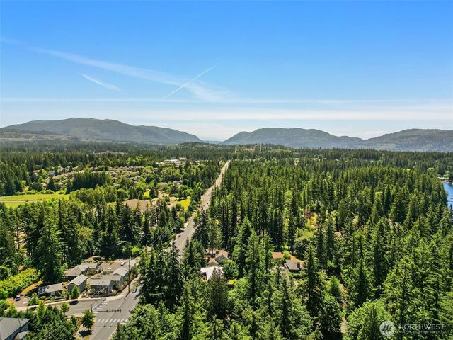22783 SE 18th Street, Sammamish, WA 98075