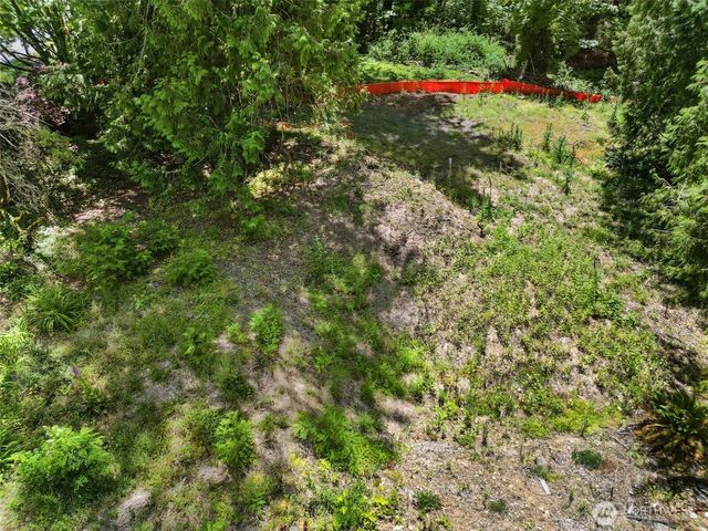 22783 SE 18th Street, Sammamish, WA 98075