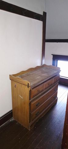 411 4th Ave Avenue, Charles City, IA 50616