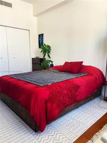 133 NE 2nd Ave 1512, Miami, FL 33132