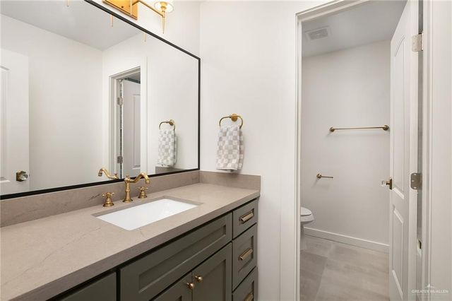 6205 N 17th Street, Mcallen, TX 78504