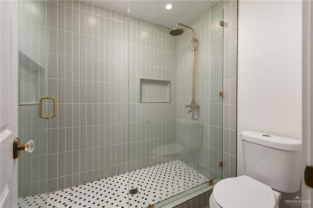 6205 N 17th Street, Mcallen, TX 78504