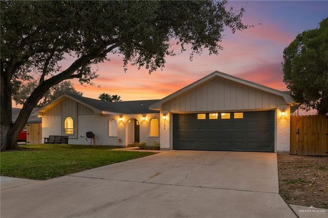 6205 N 17th Street, Mcallen, TX 78504