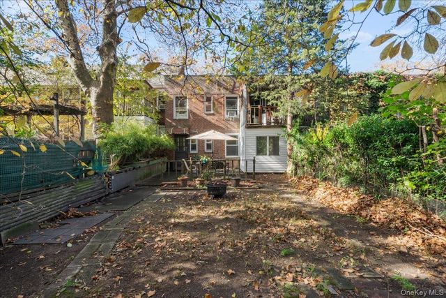 3921 48th Street, Sunnyside, NY 11104