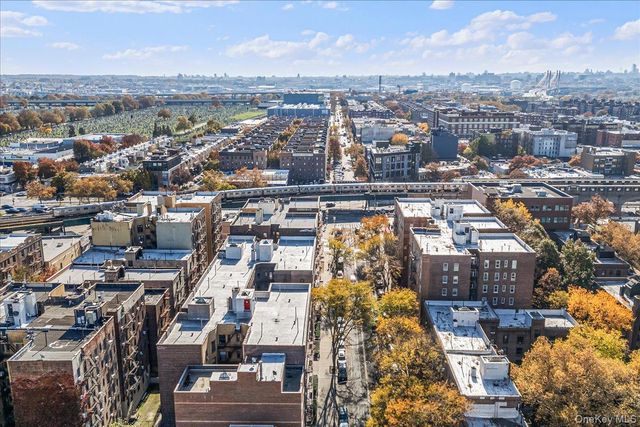 3921 48th Street, Sunnyside, NY 11104