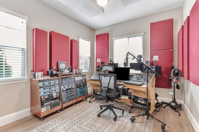 7832 Cobblestone Court, Gilroy, CA 95020