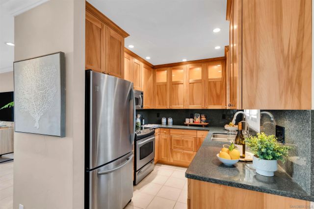 801 C Avenue 23, Coronado, CA 92118
