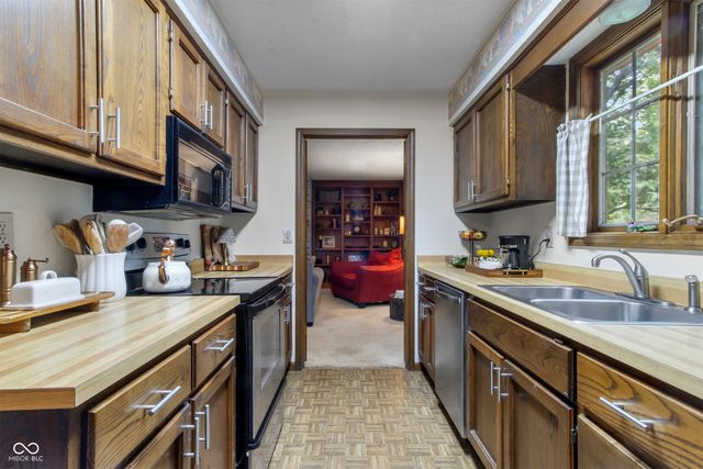 12353 Brompton Road, Carmel, IN 46033