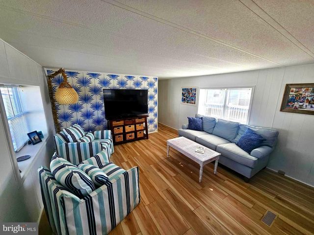 160 CLAM SHELL RD, Ocean City, MD 21842