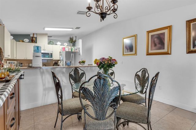 25237 SW 133rd Pl, Homestead, FL 33032