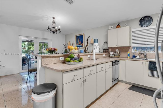 25237 SW 133rd Pl, Homestead, FL 33032