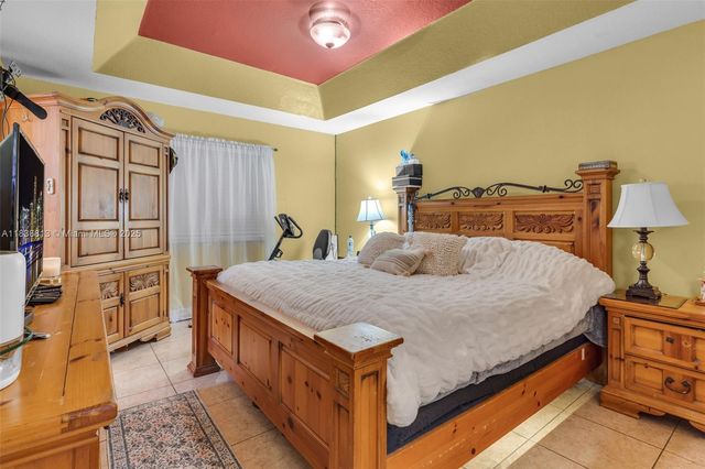 25237 SW 133rd Pl, Homestead, FL 33032