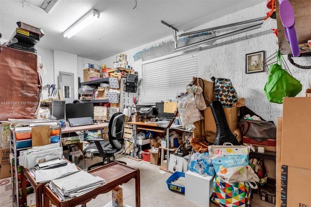 25237 SW 133rd Pl, Homestead, FL 33032