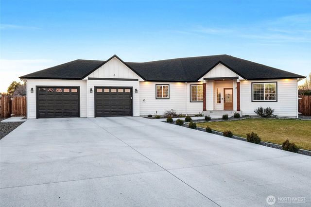 2054 Road H.2 NE, Moses Lake, WA 98837