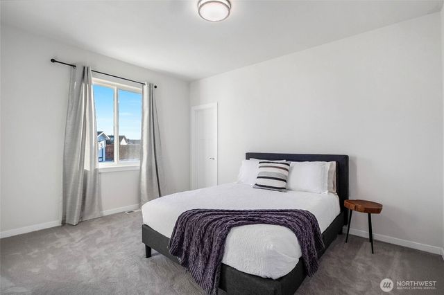 2054 Road H.2 NE, Moses Lake, WA 98837