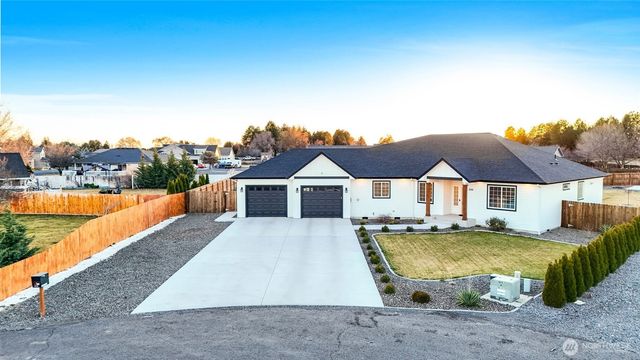 2054 Road H.2 NE, Moses Lake, WA 98837