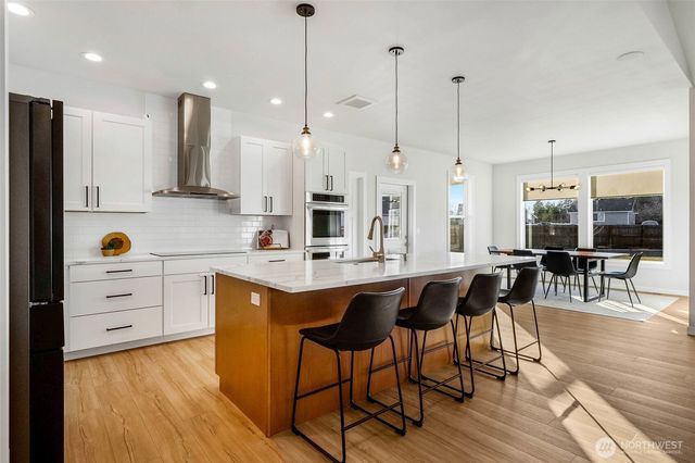 2054 Road H.2 NE, Moses Lake, WA 98837