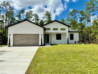17 Wellington AVE, Lehigh Acres, FL 33936