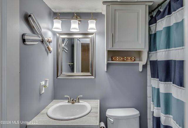 105 Point Clear, Florence, MS 39073