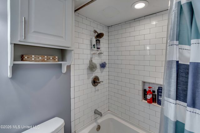 105 Point Clear, Florence, MS 39073