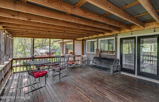 105 Point Clear, Florence, MS 39073