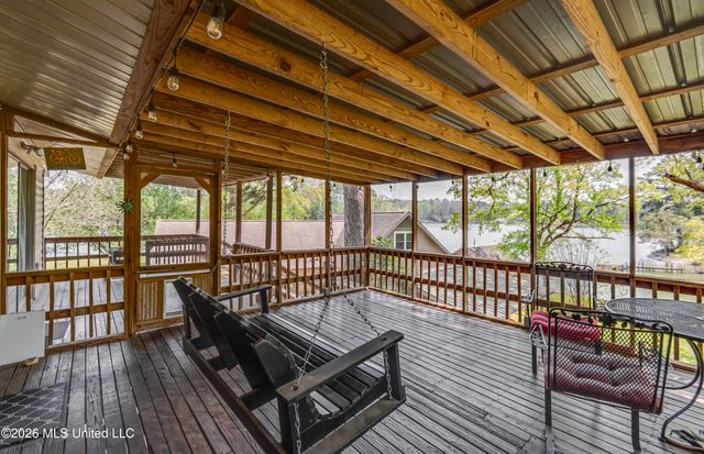 105 Point Clear, Florence, MS 39073